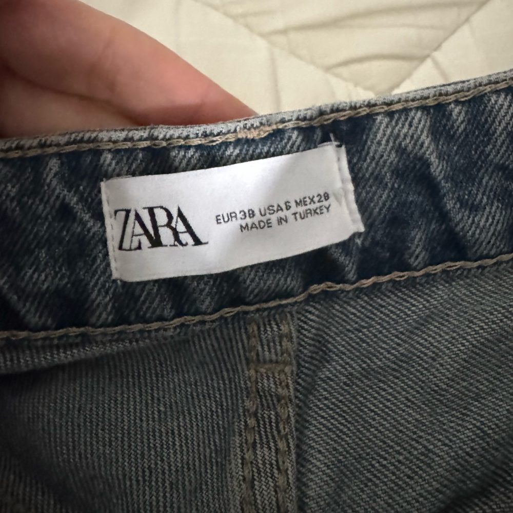 Zara jeans